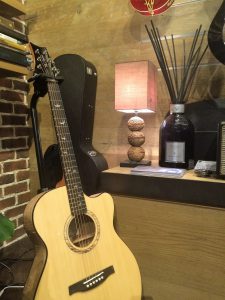 20160827_051455896_ios